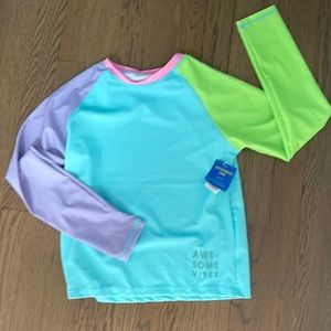 NEW AWESOME VIBES RASHGUARD size 12